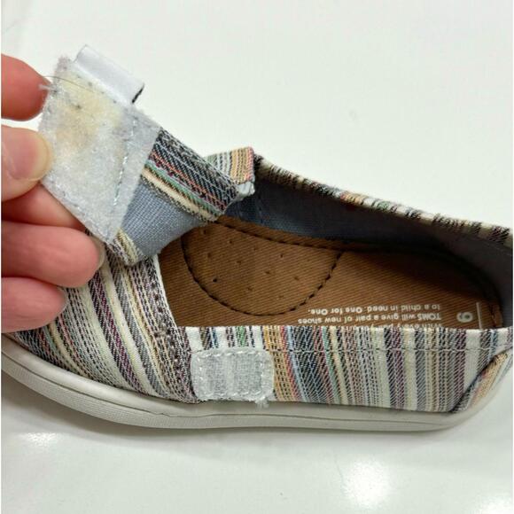 NWT Toms Alpargata Striped Multi-Colored Velcro Strap Girls Slip-on shoes Size 6 - Picture 5 of 7